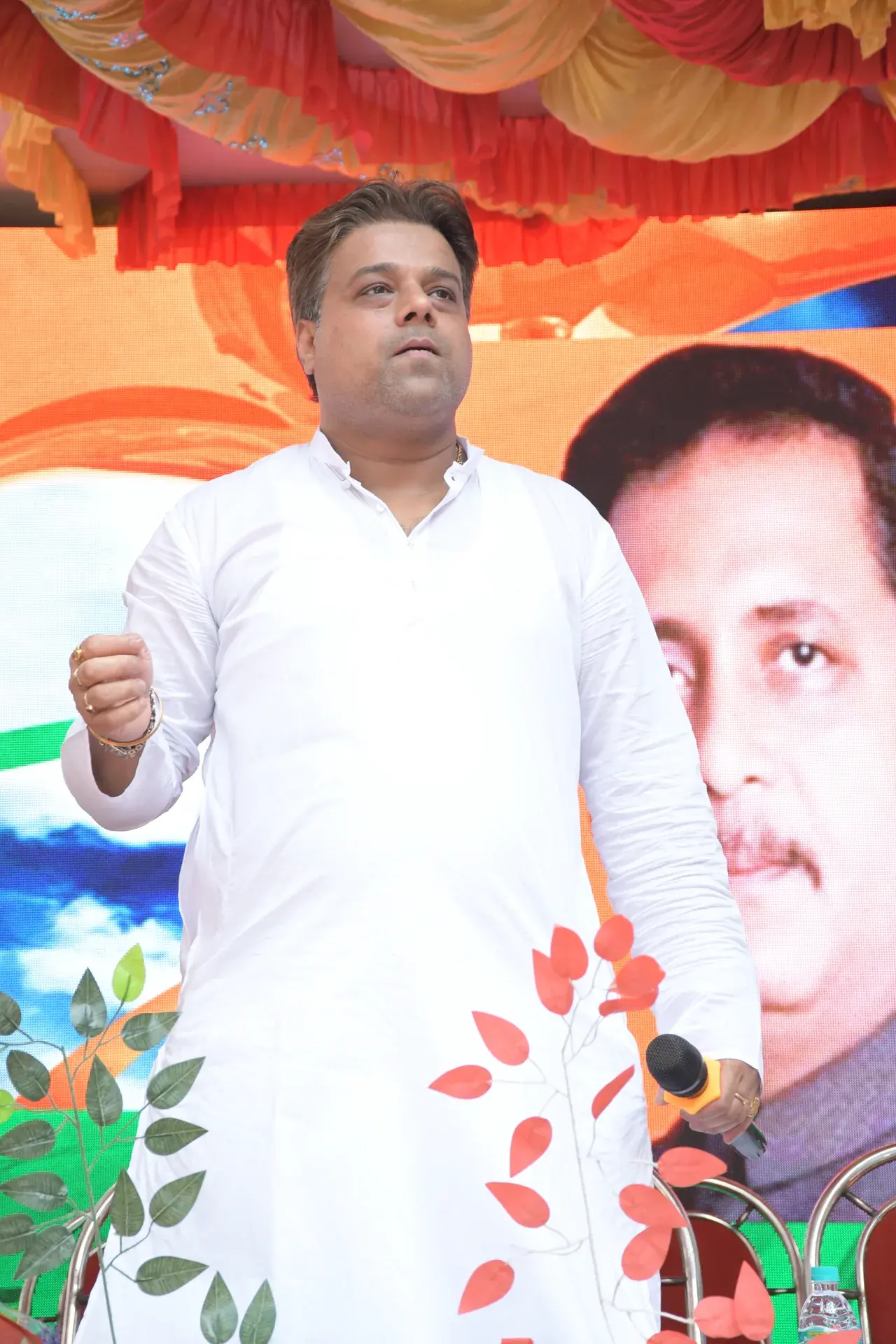Rakesh Saha speaking at the free health checkup campaign
